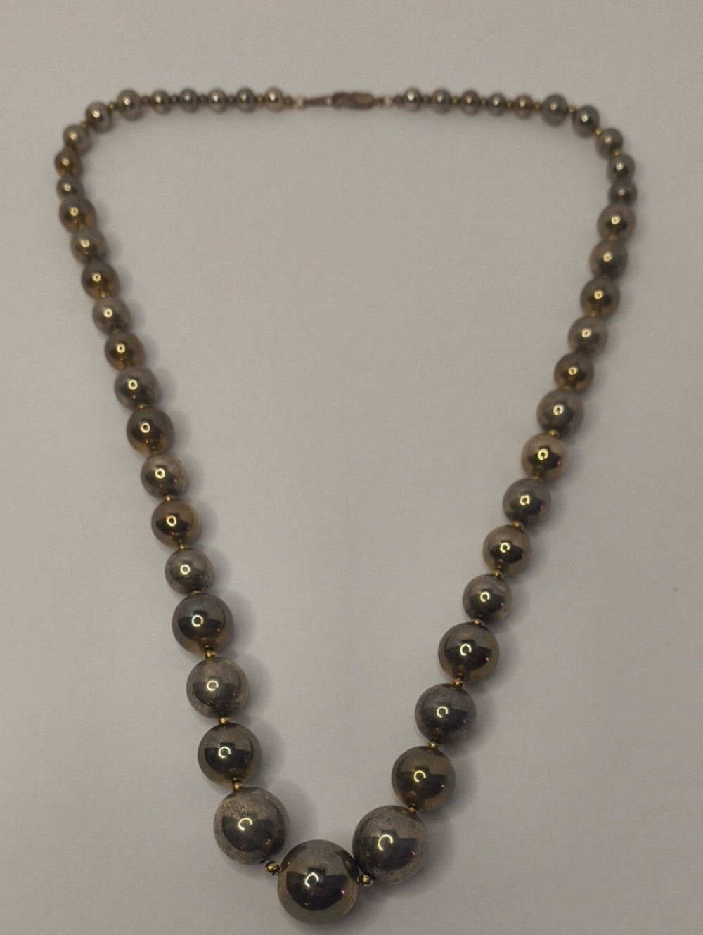 Vintage Korea! Graduated Metal Beaded Necklace